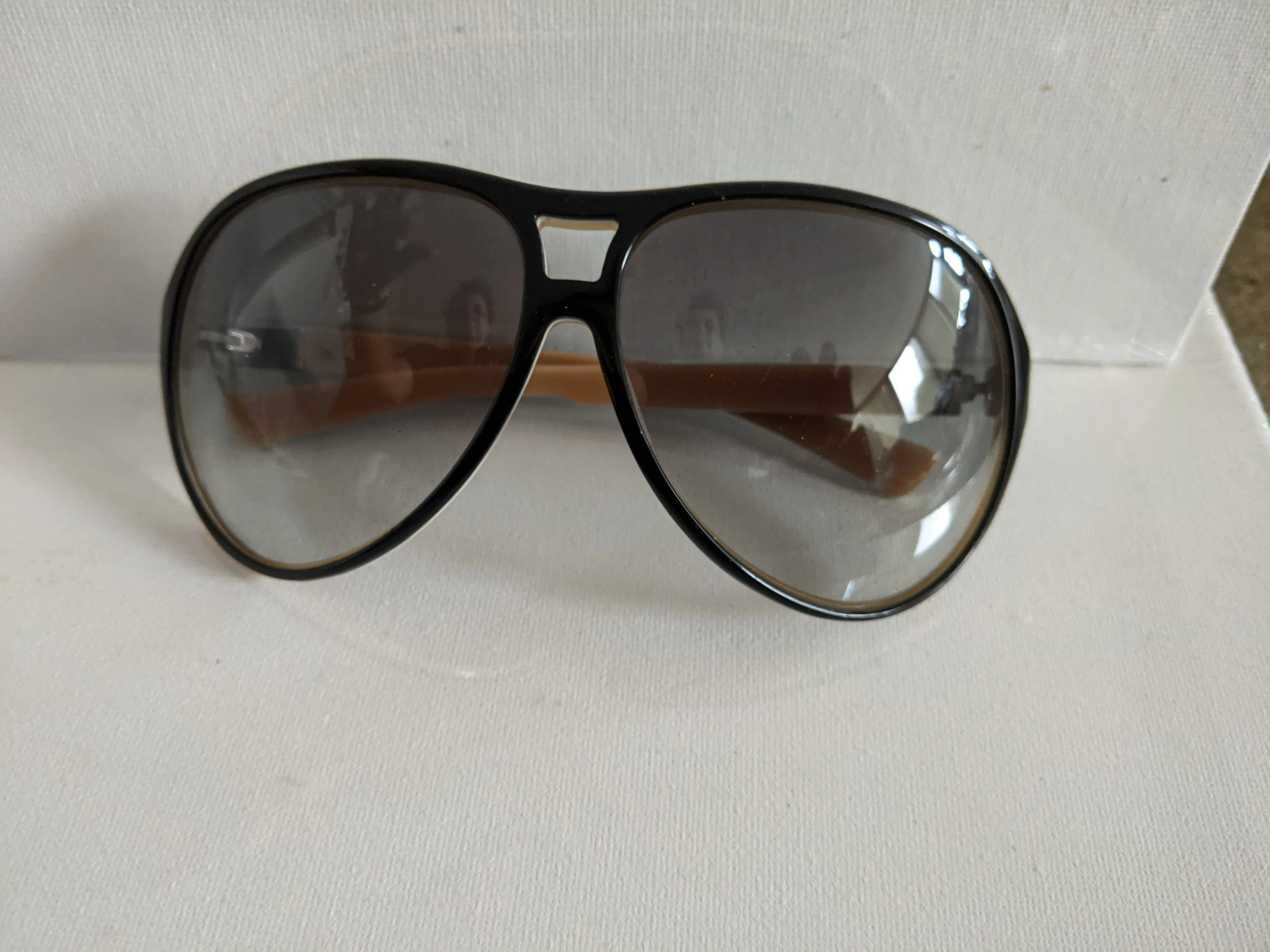00's Oversized Black Rim Unisex Sunglasses by Marc Jacobs