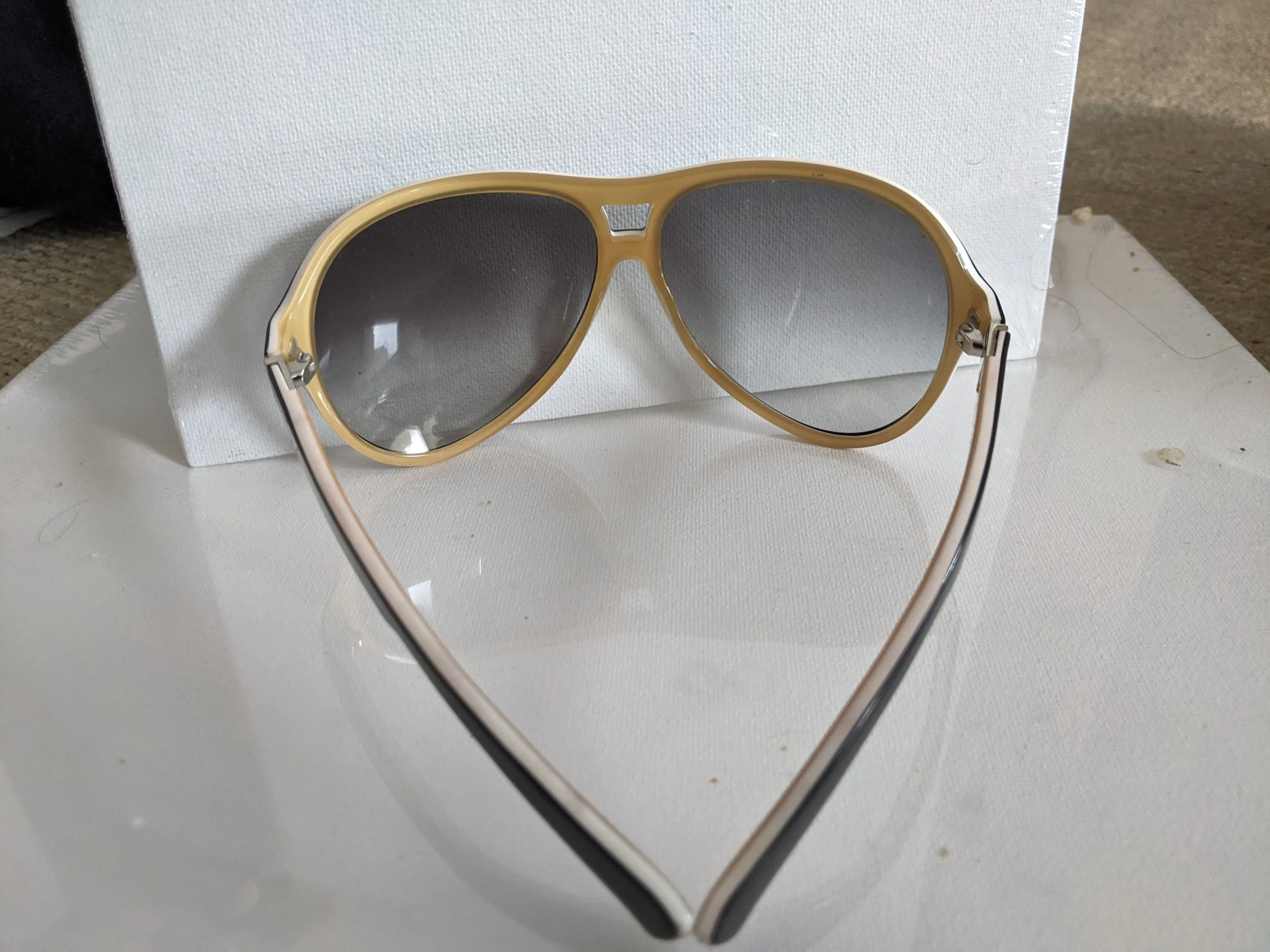 00's Oversized Black Rim Unisex Sunglasses by Marc Jacobs