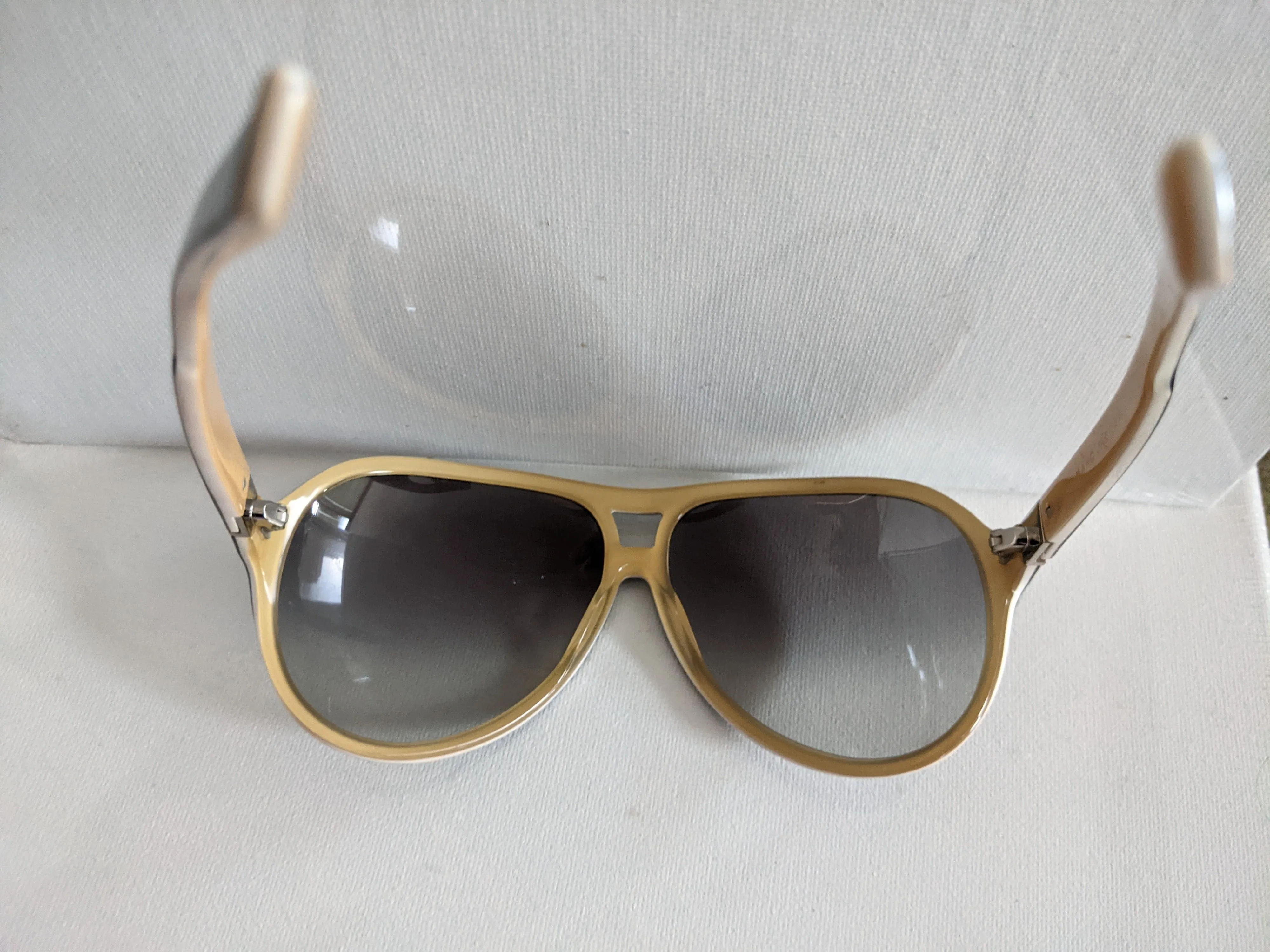 00's Oversized Black Rim Unisex Sunglasses by Marc Jacobs