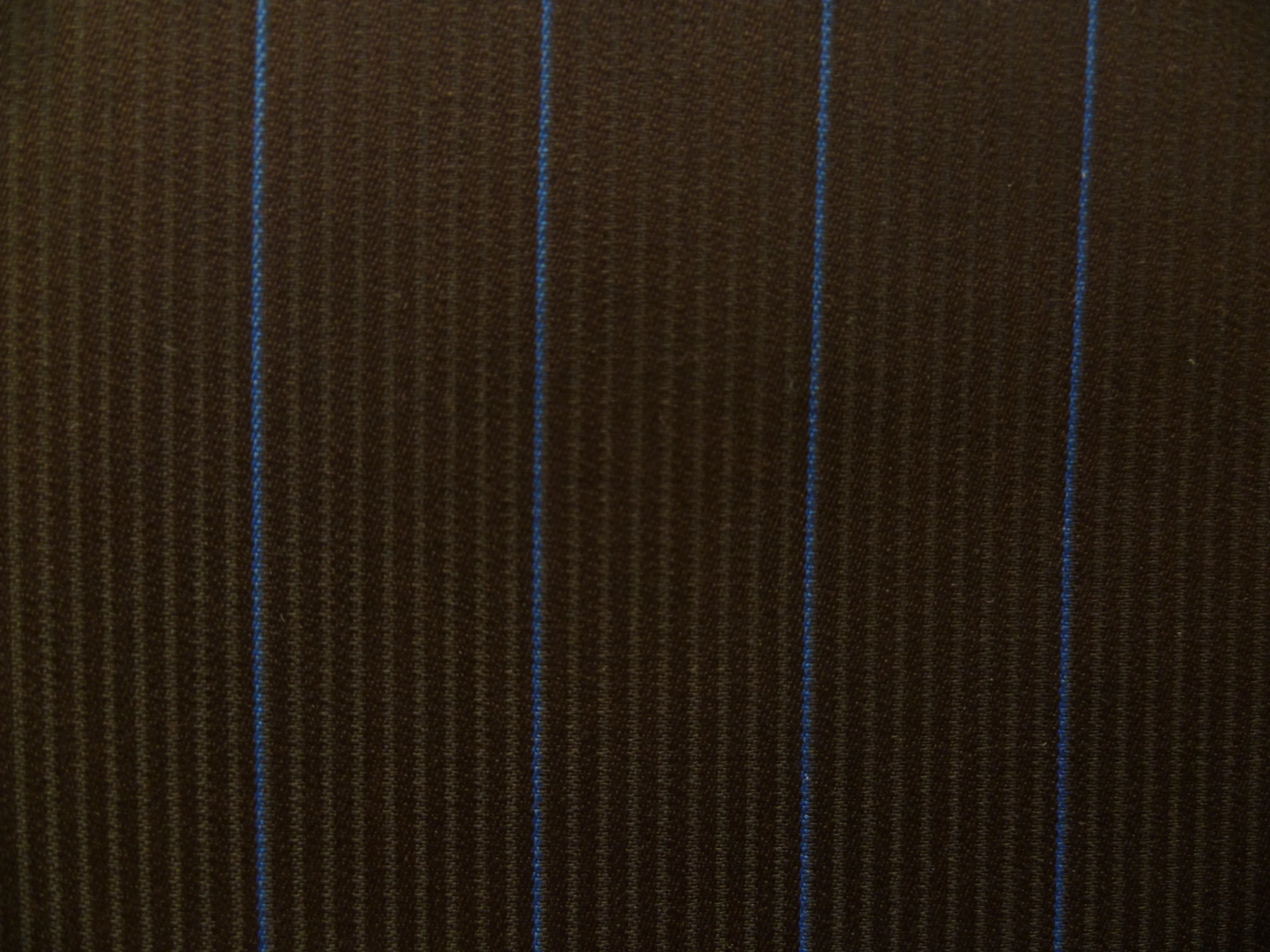 100 % Wool Worsted . ( NEW ARRIVALS )