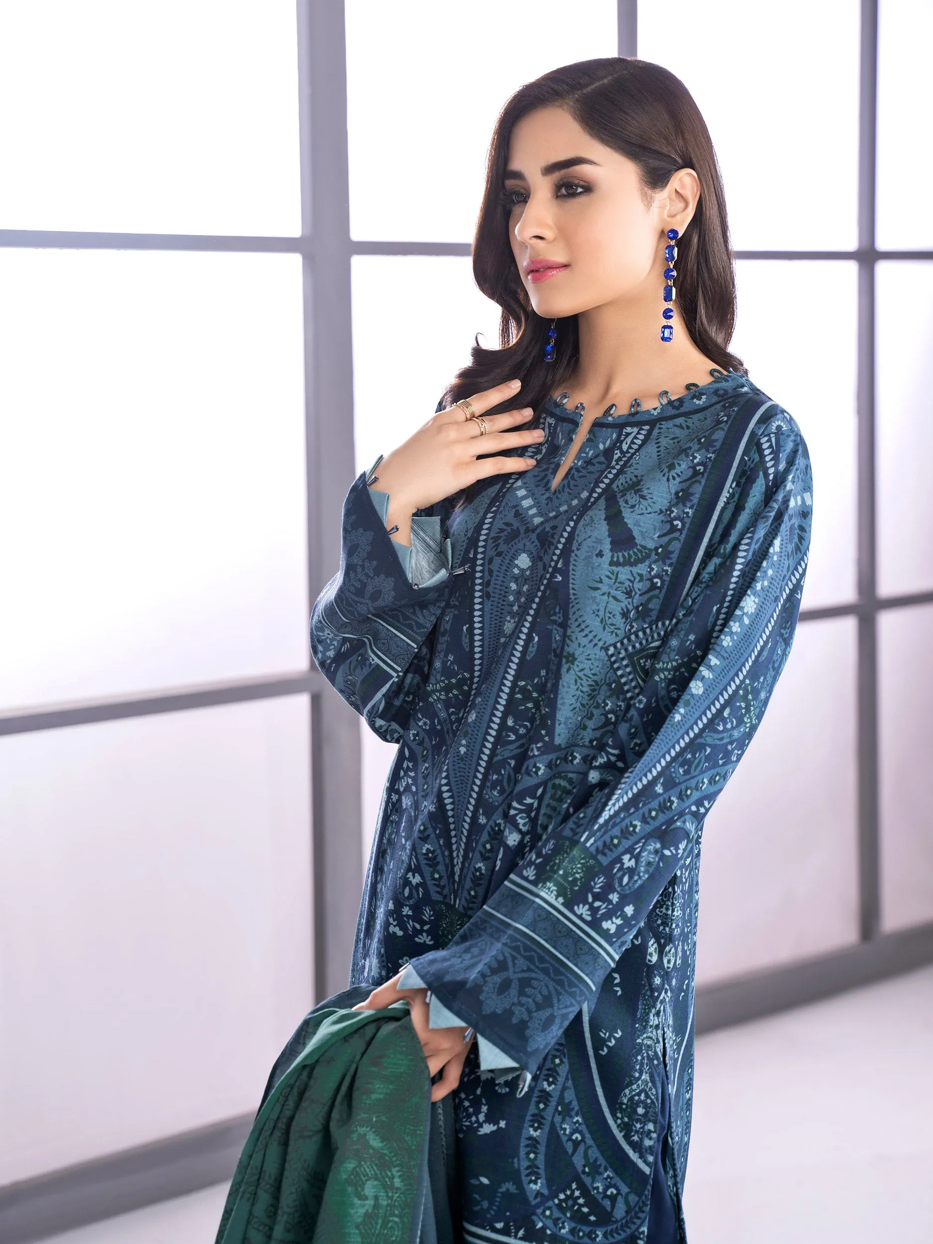 2 Piece Khaddar Suit-Printed (Unstitched)