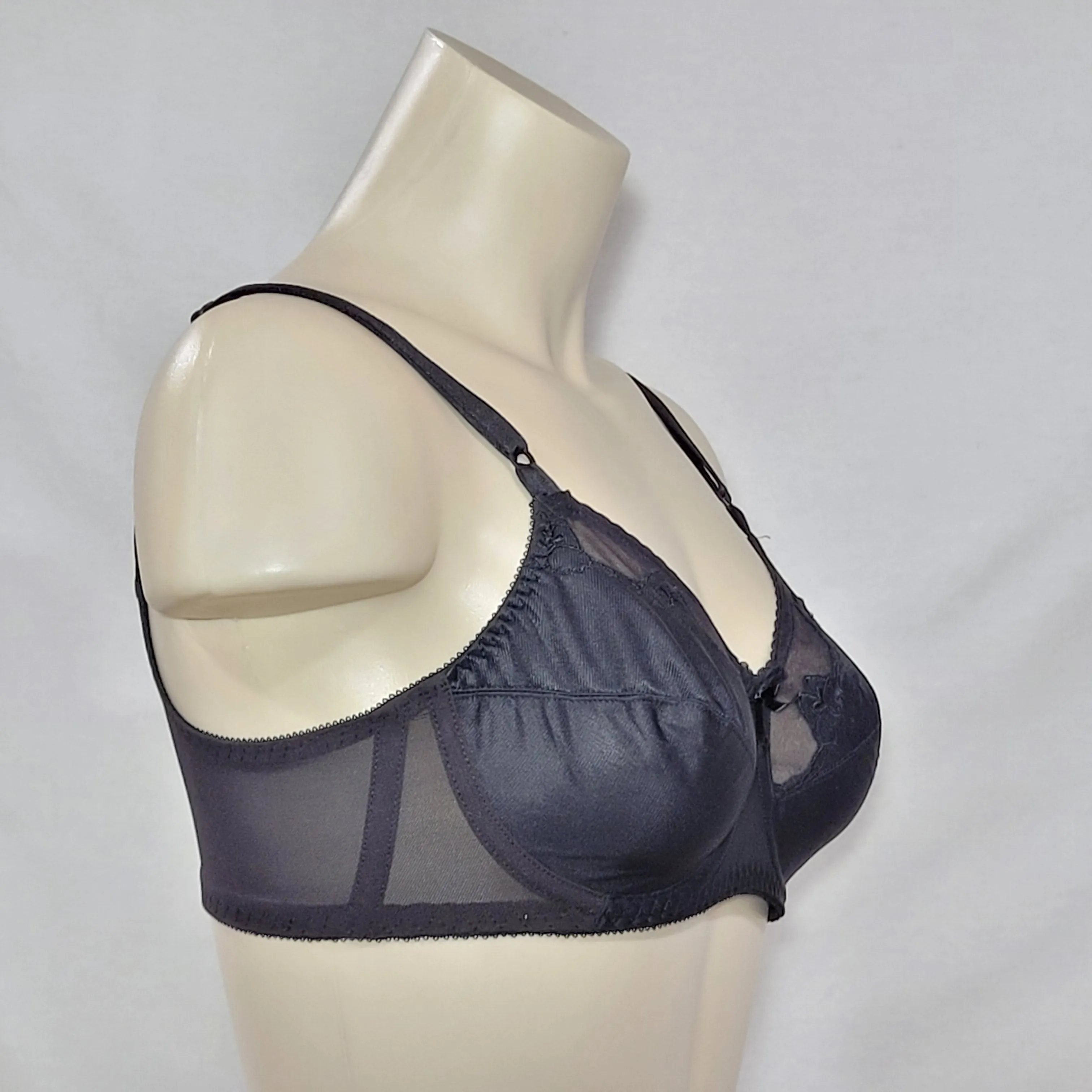Bali 180 0180 Flower Underwire Bra 40B Black NEW WITH TAGS