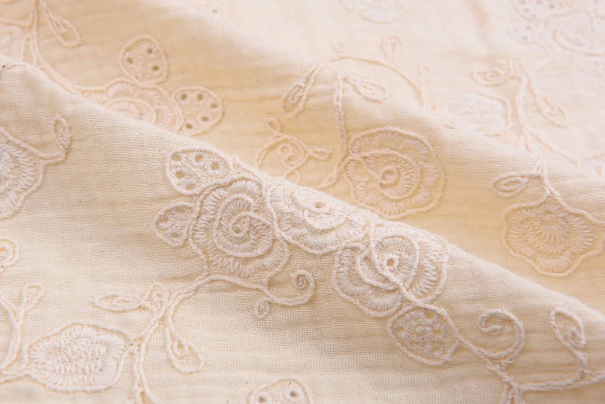 Double Gauze Fabric With 3D Embroidery - NATURAL COLOR