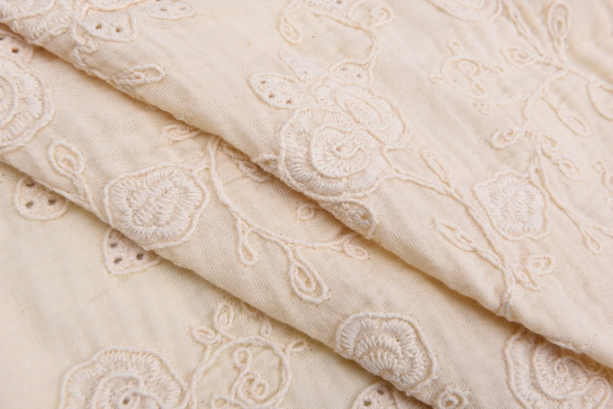Double Gauze Fabric With 3D Embroidery - NATURAL COLOR