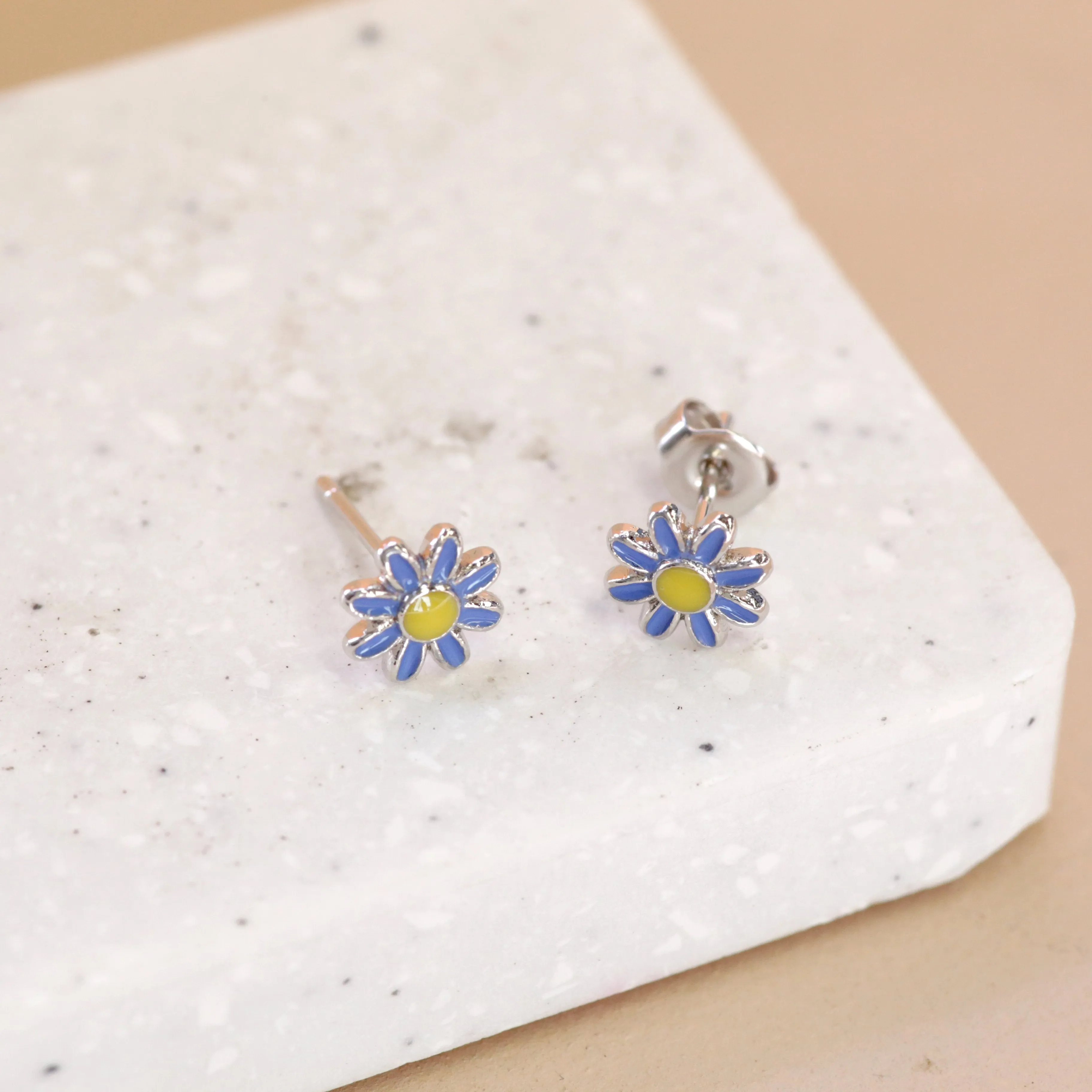 Earring Epoxy Daisy