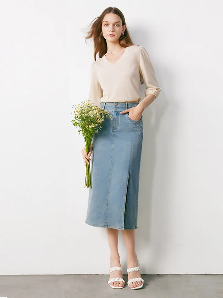Half-Sleeve V-Neck Blouse
