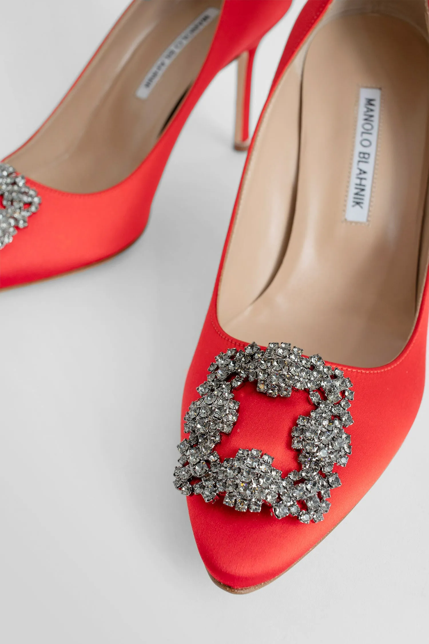MANOLO BLAHNIK WOMAN RED PUMPS